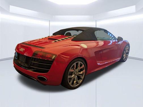 Brilliant Red / Black 2011 Audi R8 5.2 quattro Spyder