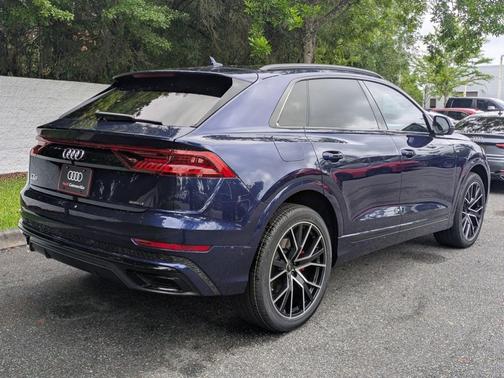 Navarra Blue Metallic 2023 Audi Q8 55 Premium Plus