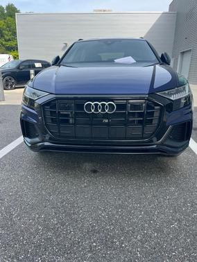 Navarra Blue Metallic 2023 Audi Q8 55 Premium Plus