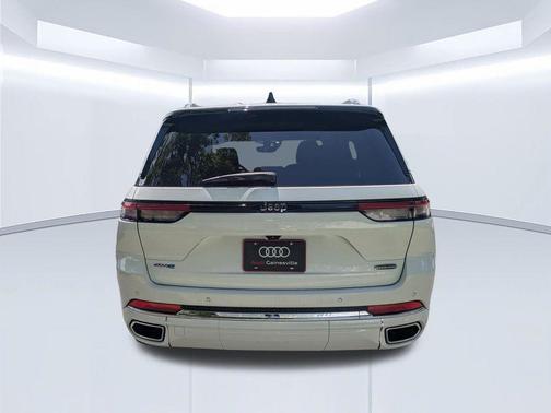 Bright White Clearcoat 2023 Jeep Grand Cherokee 4xe Overland