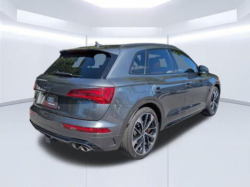 Daytona Gray Pearl Effect 2024 Audi SQ5 3.0T Premium Plus