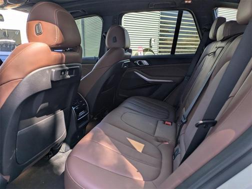 2022 BMW X5 sDrive40i