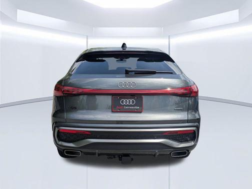 Daytona Gray Pearl 2026 Audi Q5 PLUS