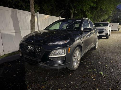 2021 Hyundai KONA SEL