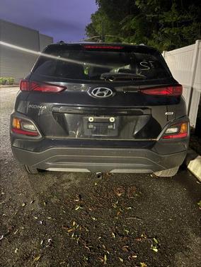 2021 Hyundai KONA SEL