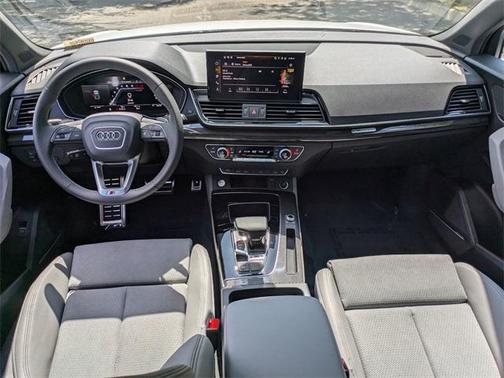 2025 Audi SQ5 3.0T Premium Plus