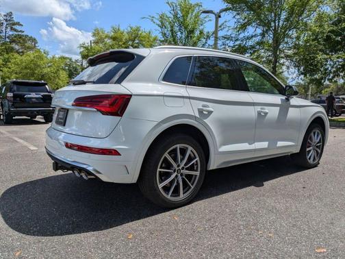 2025 Audi SQ5 3.0T Premium Plus