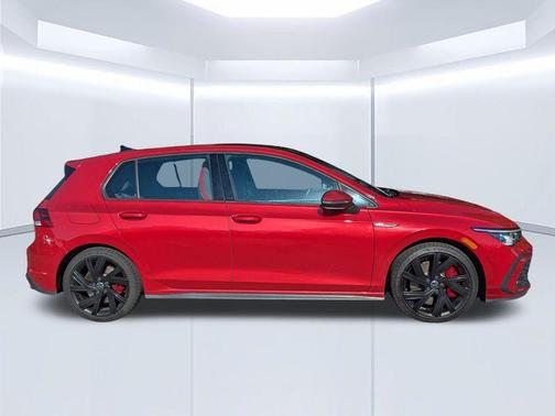 Kings Red 2022 Volkswagen Golf GTI 2.0T SE