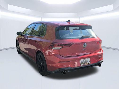 Kings Red 2022 Volkswagen Golf GTI 2.0T SE