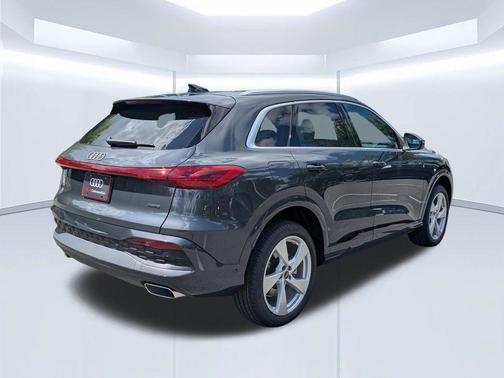 Tambora Flame 2026 Audi Q5 PLUS