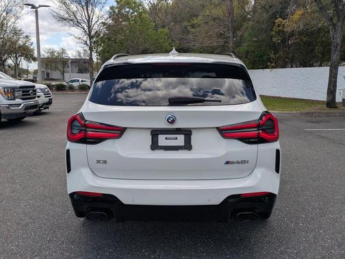 2022 BMW X3 M40i