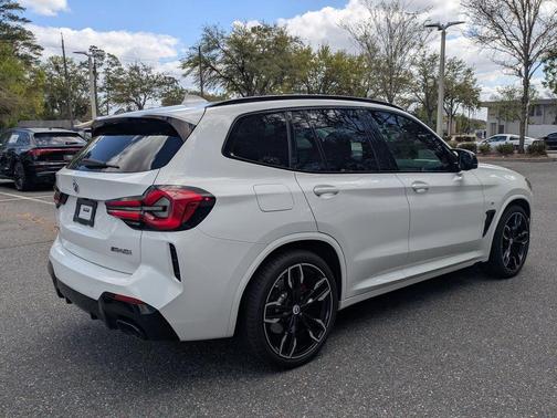 2022 BMW X3 M40i