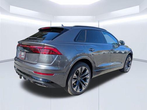 2026 Audi Q8 55 Premium