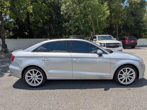 Ibis White 2021 Audi Q3 45 S line Premium