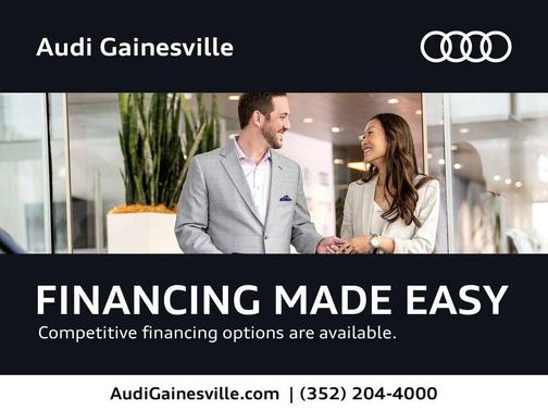 Glacier White Metallic 2026 Audi Q5 PLUS