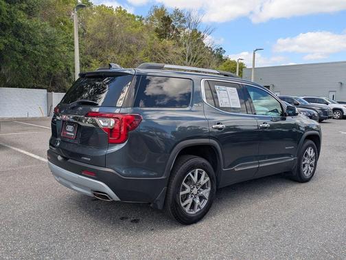 2020 GMC Acadia SLT