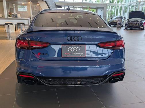 2023 Audi RS 5 2.9T