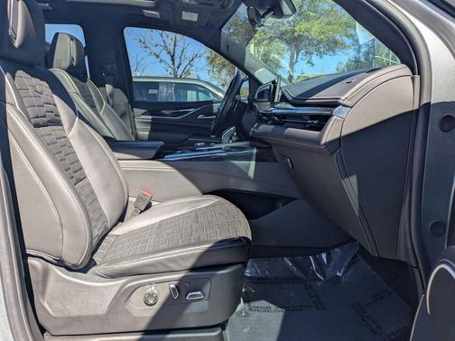 2024 Cadillac Escalade V-Series