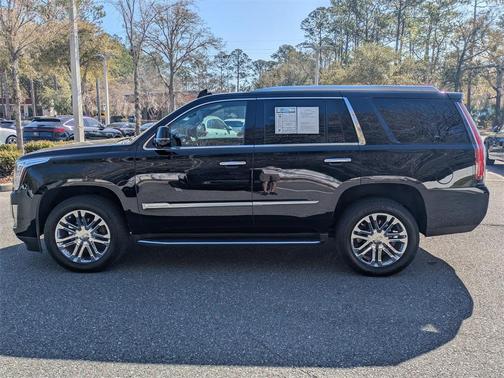 2018 Cadillac Escalade Standard