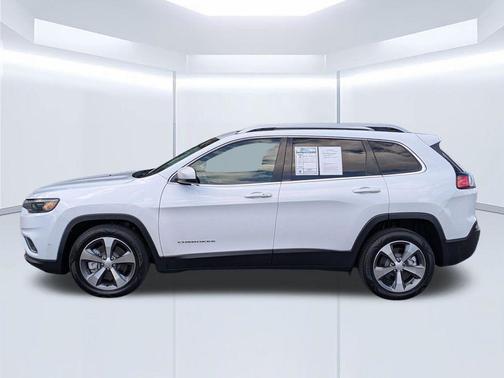 Bright White Clearcoat 2021 Jeep Cherokee Limited