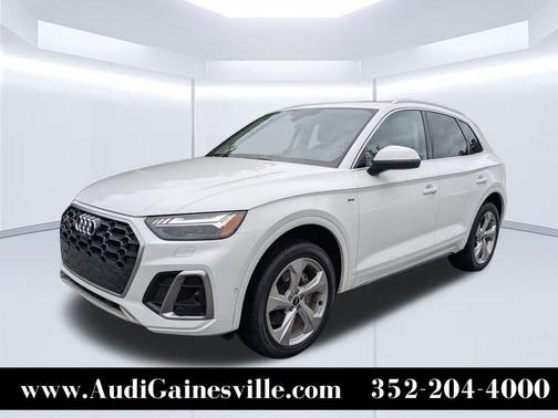 Ibis White 2022 Audi Q5 45 S line Prestige