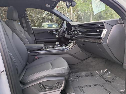 2026 Audi Q7 55 Premium Plus