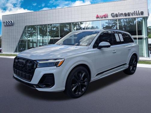 2026 Audi Q7 55 Premium Plus