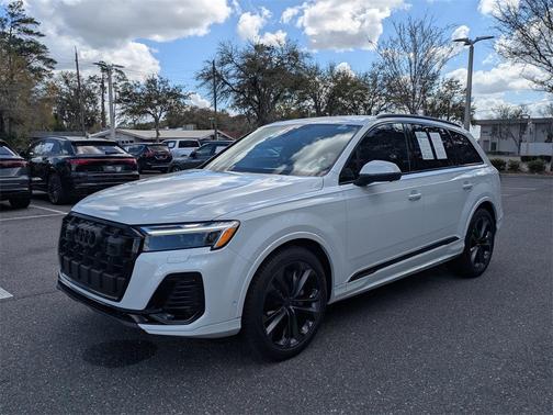 2026 Audi Q7 55 Premium Plus