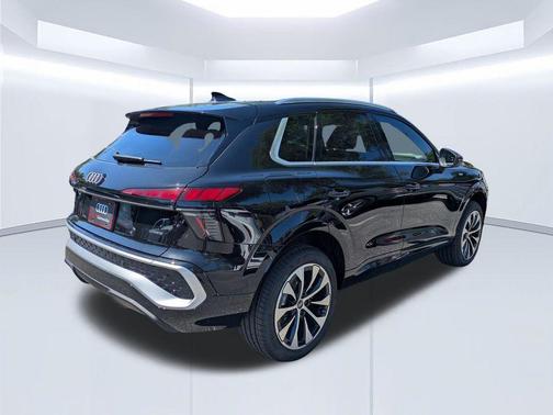 Black 2026 Audi Q3 S line