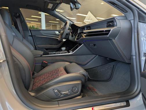 2025 Audi RS 7 4.0T quattro Performance