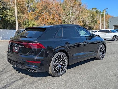 2026 Audi SQ8 4.0T Prestige