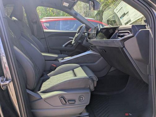 Daytona Gray Pearl 2026 Audi SQ5 3.0T Premium Plus