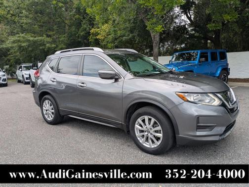Gun Metallic 2018 Nissan Rogue SV