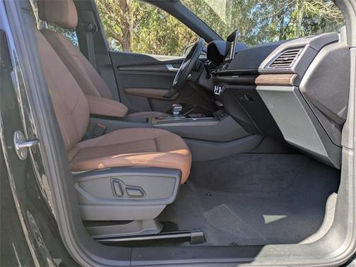 2024 Audi Q5 40 Premium