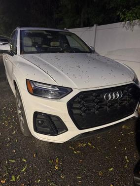 2022 Audi Q5 45 S line Premium Plus