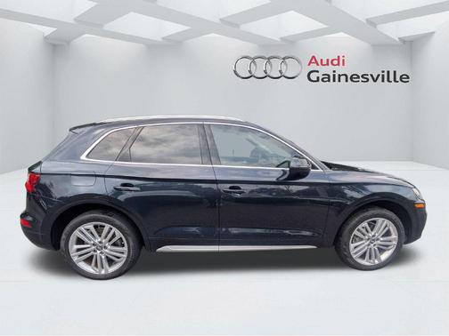 Moonlight Blue Metallic 2018 Audi Q5 2.0T Tech Premium