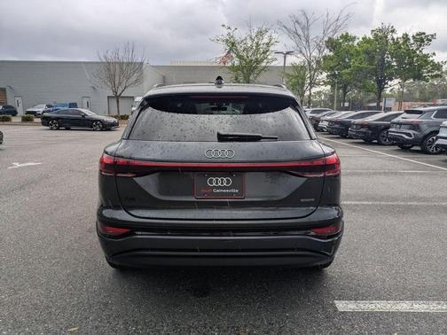 2025 Audi Q6 e-tron Premium