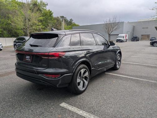 2025 Audi Q6 e-tron Premium