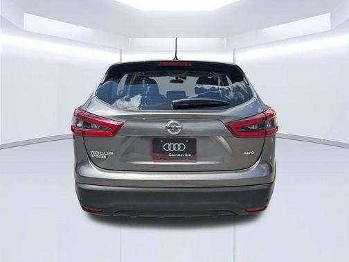Gun Metallic 2021 Nissan Rogue Sport S