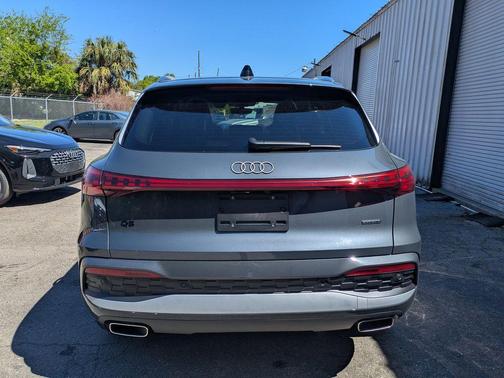 Tambora Flame 2026 Audi Q5 PLUS