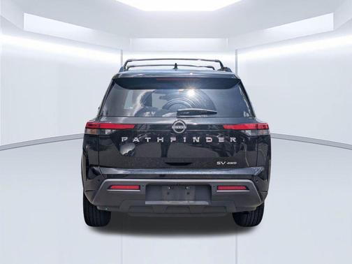Super Black 2022 Nissan Pathfinder SV