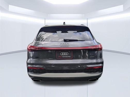 2026 Audi Q5 PLUS