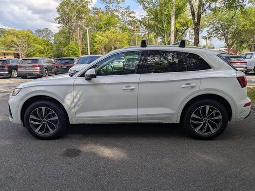 Ibis White 2021 Audi Q5 40 Premium Plus