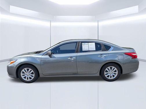 Gun Metallic 2016 Nissan Altima 2.5 S
