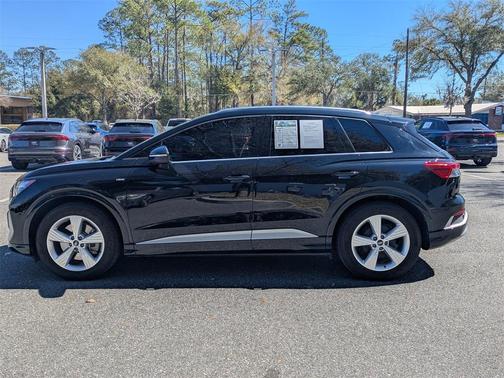 2024 Audi Q4 e-tron 55 quattro Premium