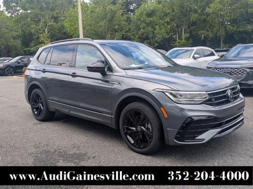 Platinum Gray Metallic 2023 Volkswagen Tiguan 2.0T SE R-Line Black