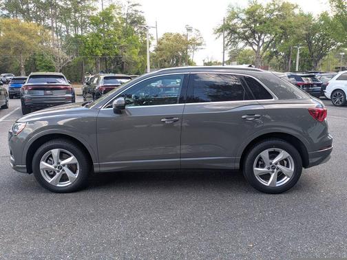 2022 Audi Q3 40 Premium