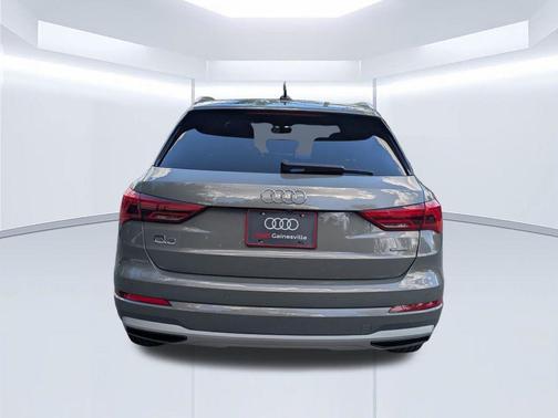 2022 Audi Q3 40 Premium