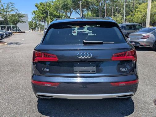 Moonlight Blue Metallic 2018 Audi Q5 2.0T Premium Plus