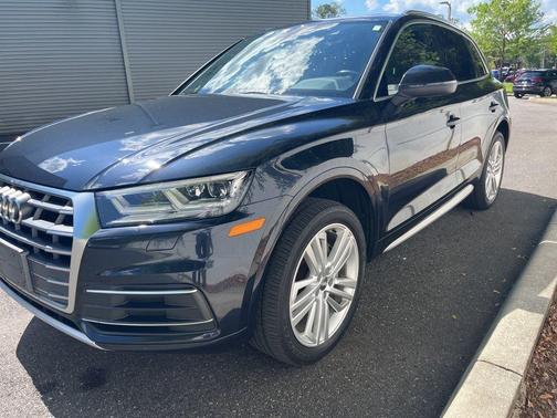 Moonlight Blue Metallic 2018 Audi Q5 2.0T Premium Plus